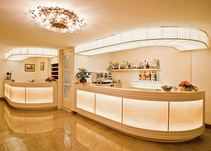 Отель Ca D'oro 3*